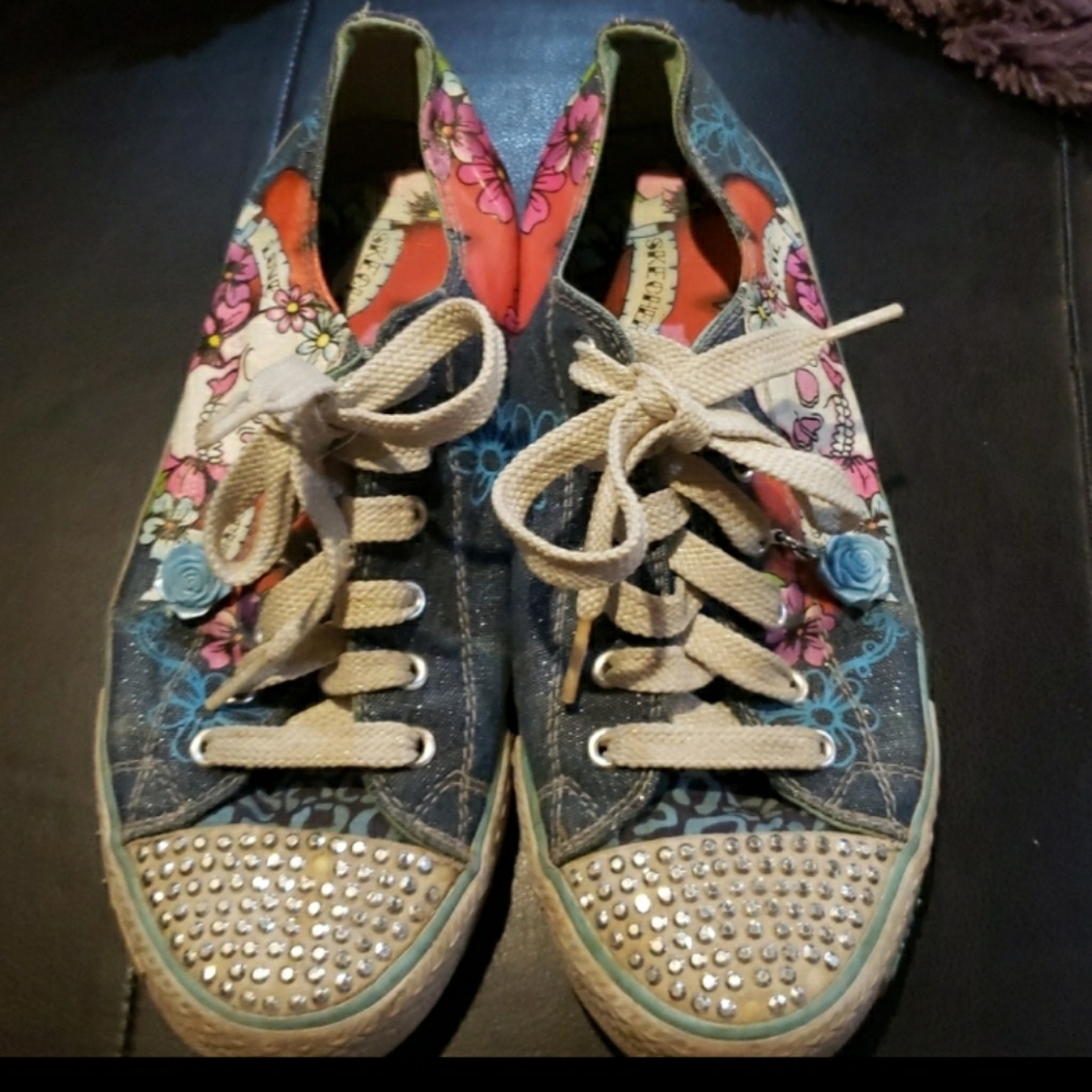Girls Sketchers size 5